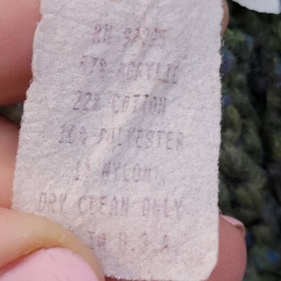 Vintage 90's High Neck Aztec Print Long length Relais Sweater Cream Green Large - Picture 5 of 5